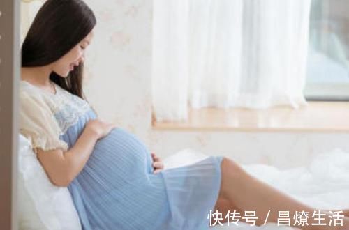 宝妈|孕妇睡觉时,若经常翻身,会给胎儿带来3个影响!不容忽视