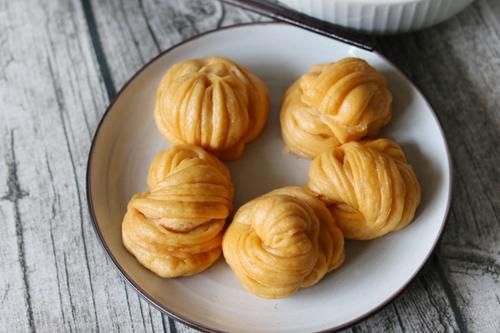 晚餐老妈做了两菜一汤，好吃不贵，简单营养接地气，3口人吃撑了