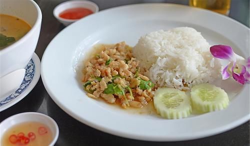 食物|7岁女孩无意被查出脾胃衰竭!这3种食物是伤脾王,少喂娃