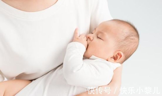 宝妈|看了婆婆给宝宝做的辅食,宝妈气得埋头痛哭,后悔没有自己带娃