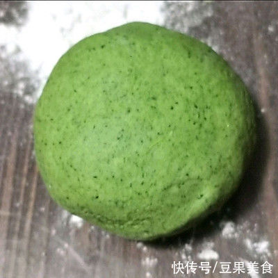 新晋厨神|超下饭的油泼菠菜面～，一学就会