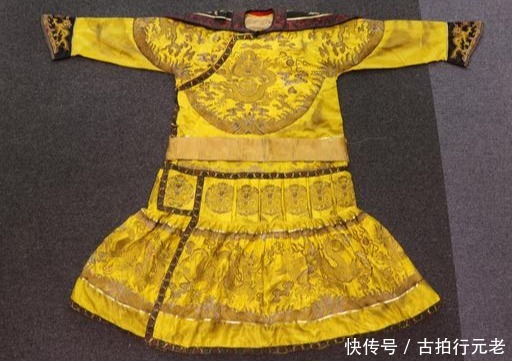 中国古代|2021年拍场快讯-龙袍的收藏前景 清廷龙袍会是下一个拍场新星吗?