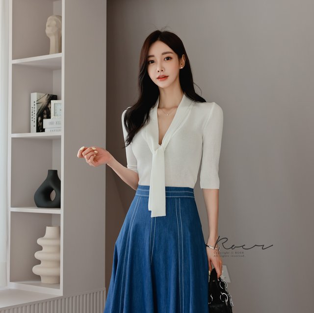 新奥尔良|时尚精品:孙允珠搭配的新奥尔良都市牛仔斜衩柔纱裙