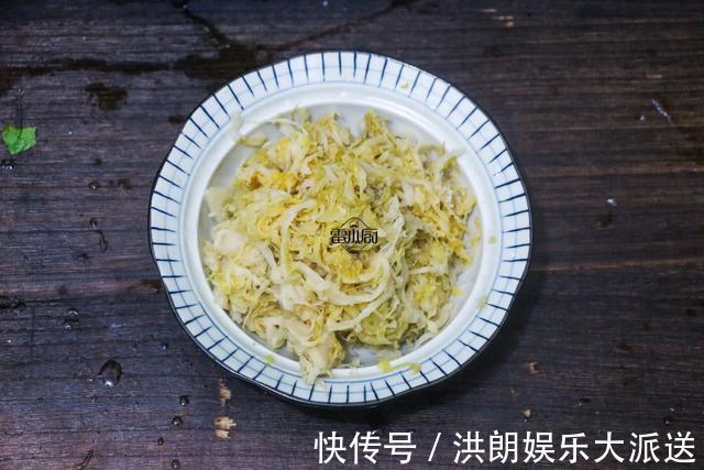 一到冬天，老公就馋它，8块钱煮一锅，端上桌吃到锅都舔干净！