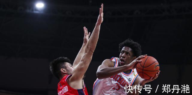 CB力克CBA最大黑马！除哈达迪和韩硕坚挺 川军主帅还点出1致胜秘诀