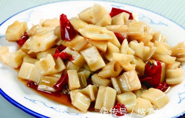 给周末聚餐准备了几道美味好菜，有荤有素还有汤，家人都满意