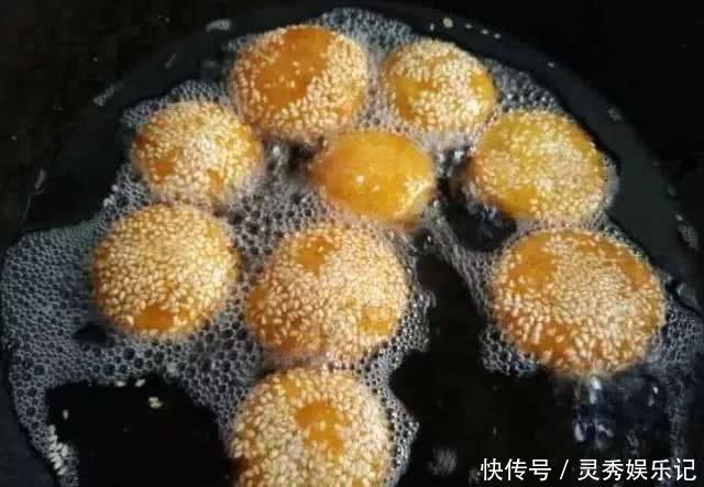 分钟|南瓜饼最简单的做法,3分钟就能学会,比外面卖的都好吃