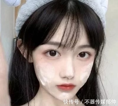 迷倒|女孩子刚洗完头,怎样做,头发才能迷倒一片异性
