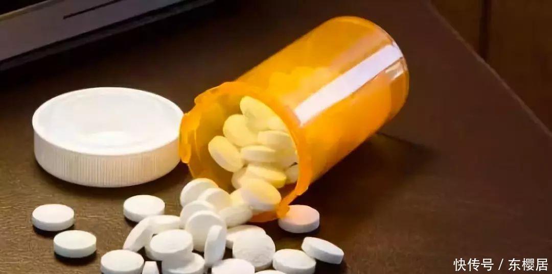 富贵竹、平安树叶子干枯发黄不用怕，教你几招轻松应对黄叶问题