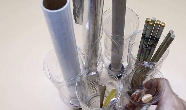 厨房|将6个塑料瓶粘成一个圆圈,放在厨房太实用了,全家人都抢着用