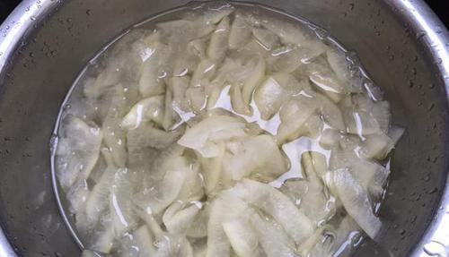 可惜|这种水果,皮比肉宝贵多了,可惜很多人不知,总把它当垃圾丢