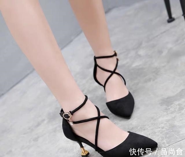 今夏约会穿这几双细跟凉鞋,精致高级又百搭,轻松俘获男神心