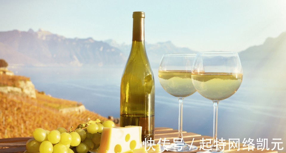 好酒|一首《故乡》,全诗十五字获奖十万,网友们仿写的水平更高