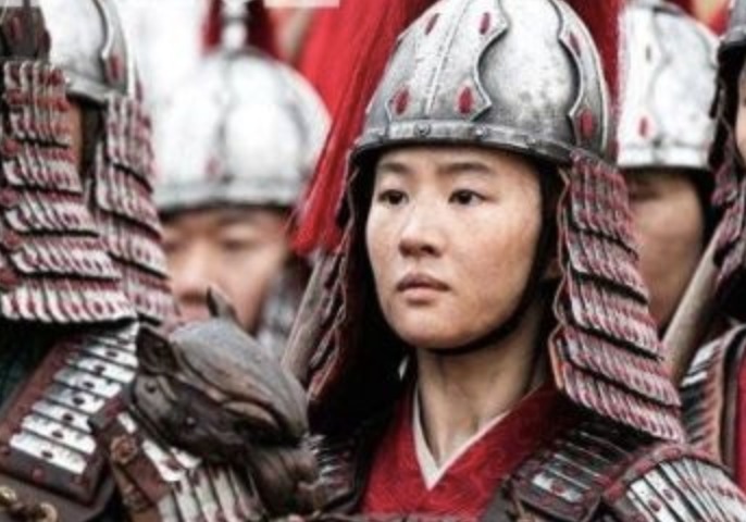 花木兰从军12年,为何一直没有被发现是女子?这2点是关键!