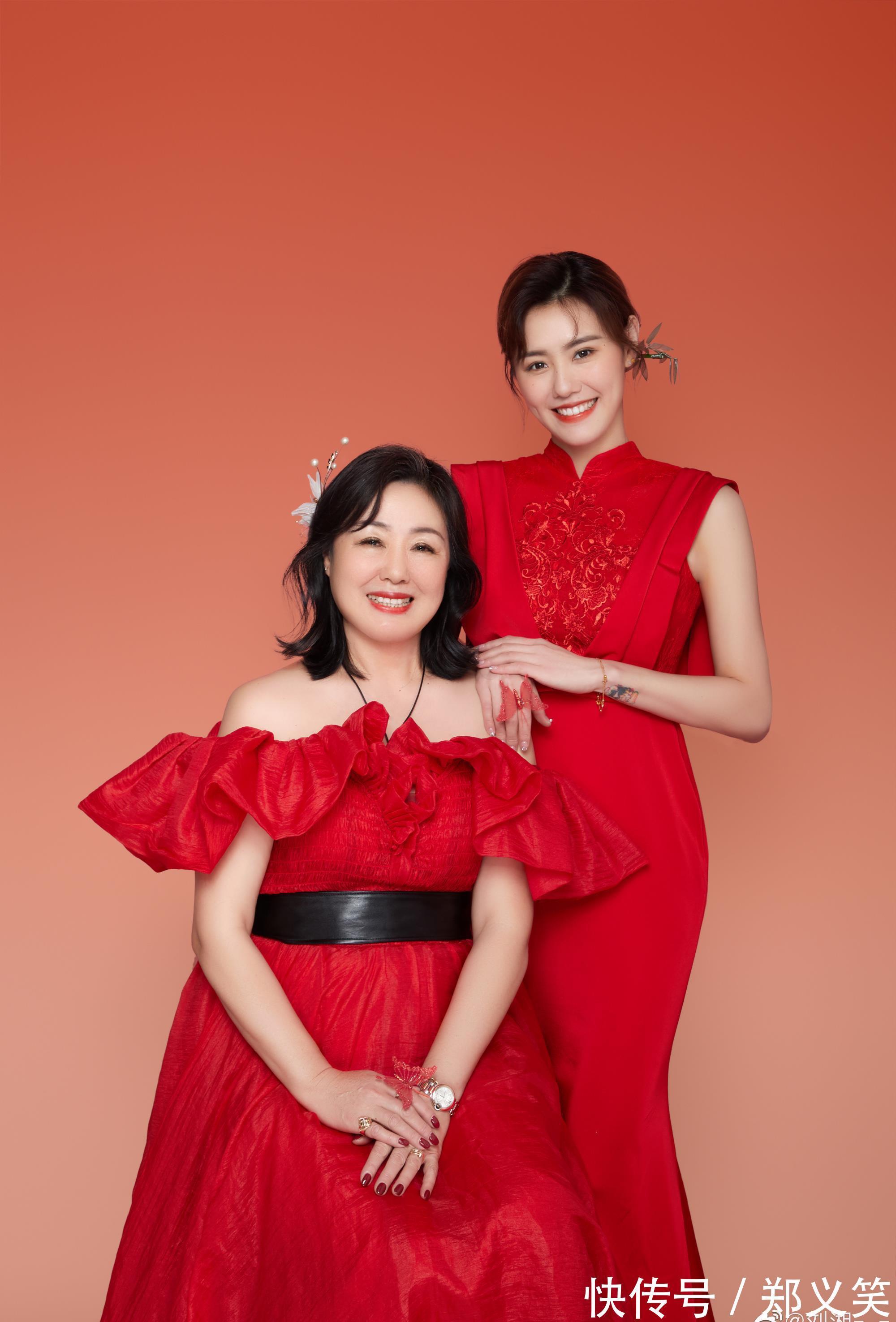 虎年|大年初一!朱婷现身,多位体坛女神晒一家三口照,刘湘母女送祝福