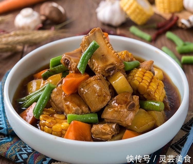 东北|这几道东北菜肴,为何南方人“很嫌弃”,东北人却爱到疯狂?