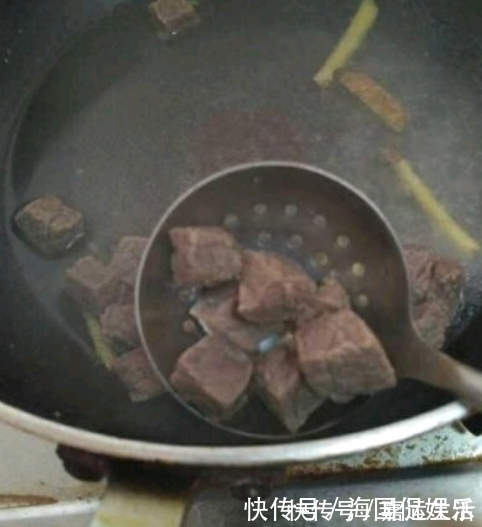 黑芝麻|三天两头吃点它,对眼睛好,孩子吃还补营养,我家每周都吃3次