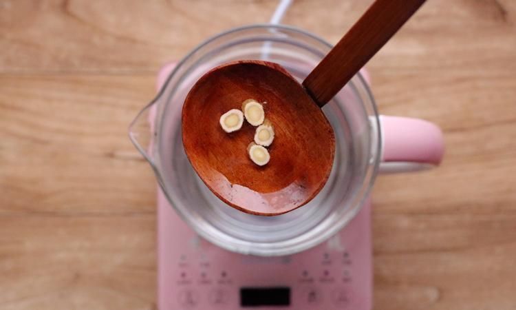 常喝一杯黄芪水,3个好处或不请自来,但4种人不能喝,早知早受益