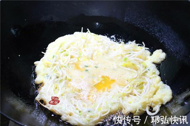 鸡蛋|鸡蛋加它一起炒，搭配很巧妙，秋季吃正好，清淡软嫩补水防燥