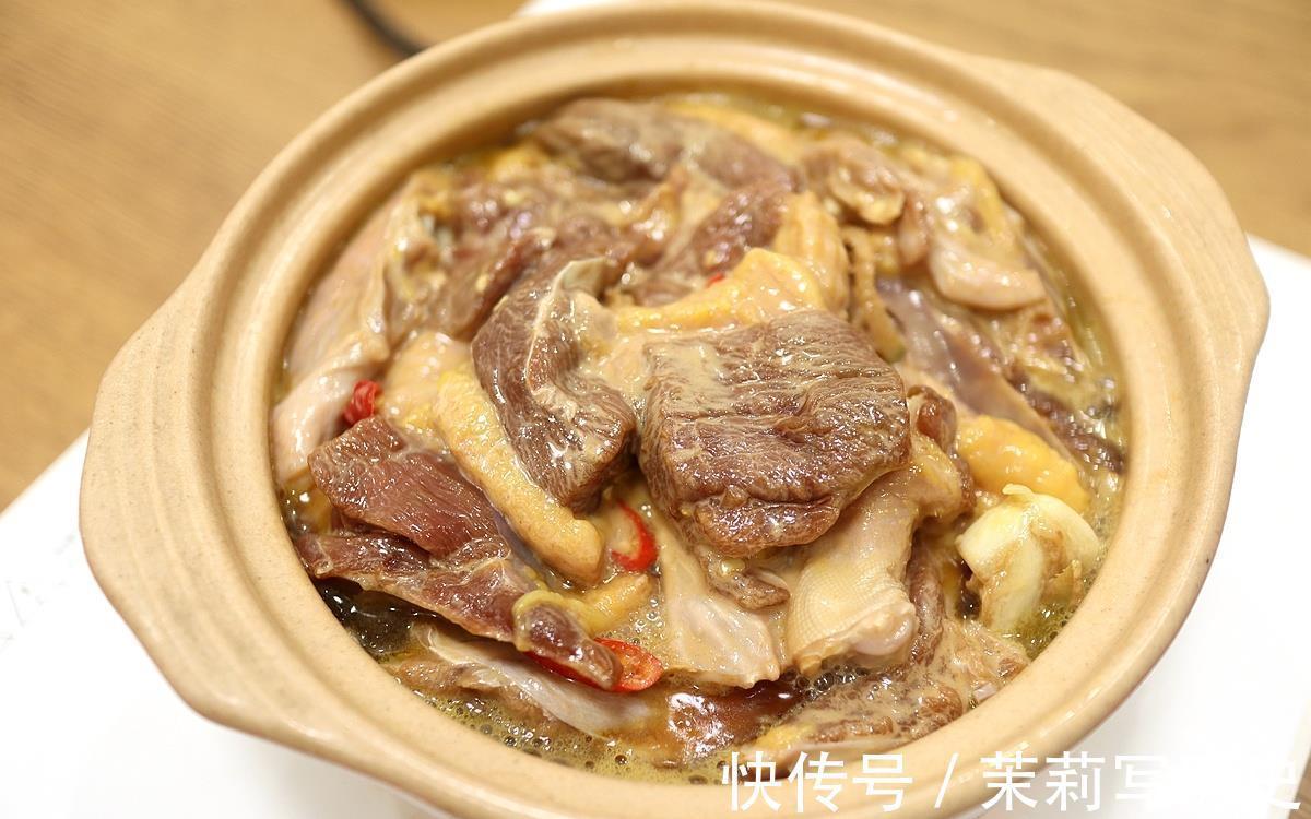 入味|浓香入味的土豆焖鸭,口感一点儿不输黄焖鸡,低脂少油更省事