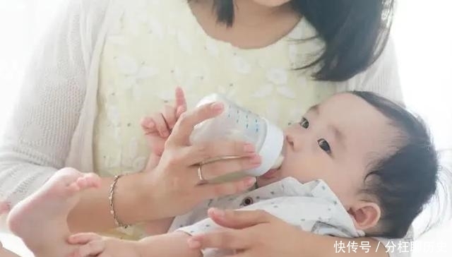 母乳是否充足，通过孩子的几个表现就能看出来，新手宝妈学会了吗