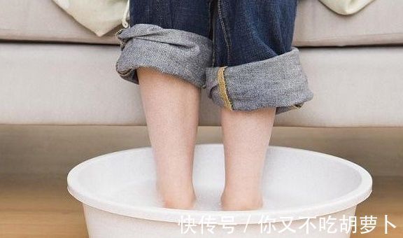 孕期|孕期,孕妇睡前坚持做几件事,小宝贝出生后身体健康,会感激你