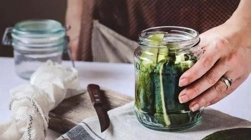 毒素|爱吃米面的都注意!这几种食物暗藏“毒素”,你家餐桌上没准就有