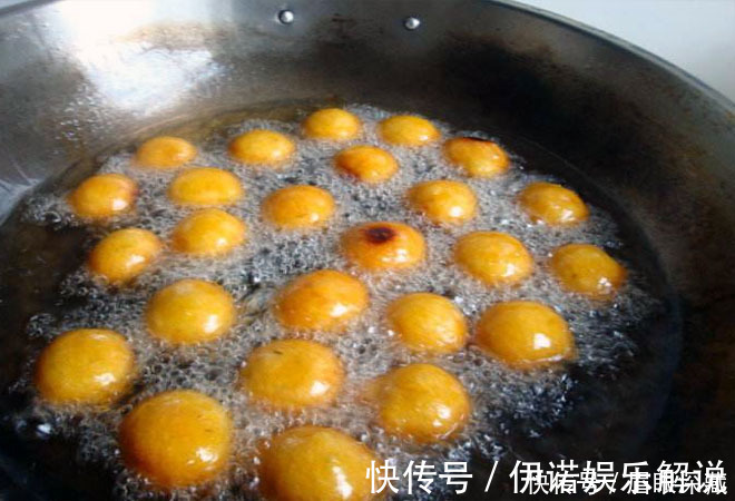 蜂蜜|经常便秘的人,记住多做2事,少吃2物,常喝一杯水,肠道更干净