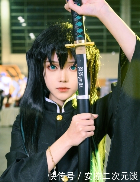 鬼灭之刃 Cosplay时透无一郎 天资聪颖的少年 快资讯 鬼灭之刃 Cosplay时透无一郎 天资聪颖的少年 快资讯