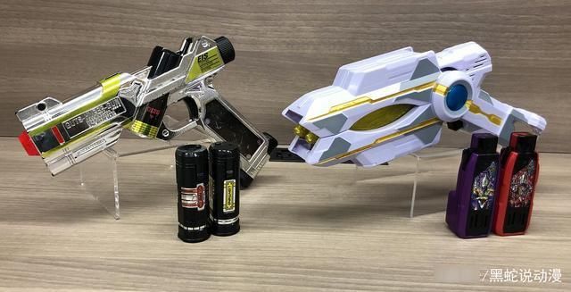 迪迦奥特曼|特利迦奥特曼胜利神光棒玩具新官图 正面各种香 再看背后实力劝退