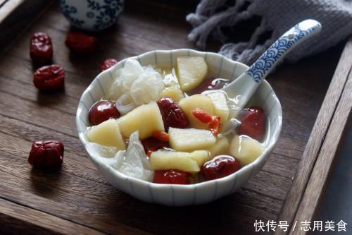 银耳|此果是个宝,熟吃比生吃还有效,三天两头吃一回,脸色好,腰变细