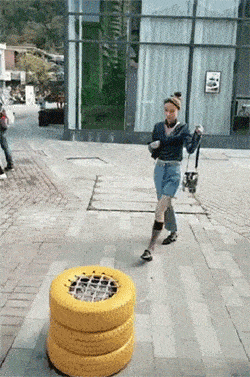 |搞笑趣图:你这精神我真的很敬佩,一个人都没有