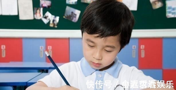 中小学!奶酪体在中小学走红,阅卷老师却表示,再这样写会扣卷面分