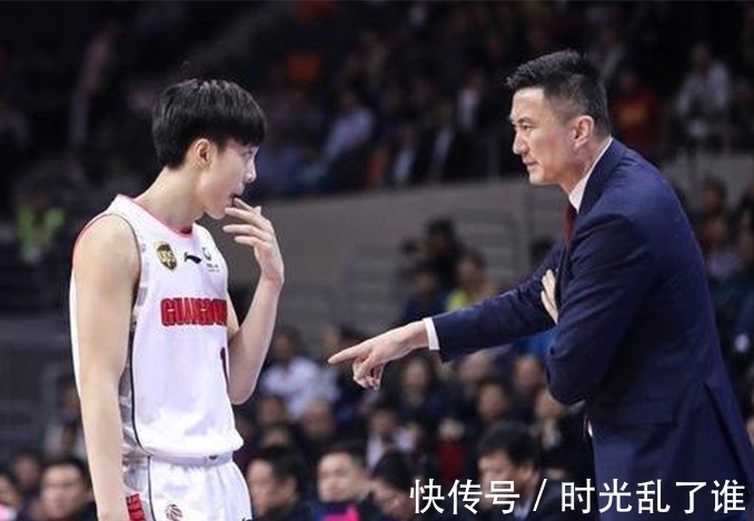 北京青年报|遭长期禁赛?胡明轩缺席中国男篮原因浮出水面,难怪杜锋懒得回应