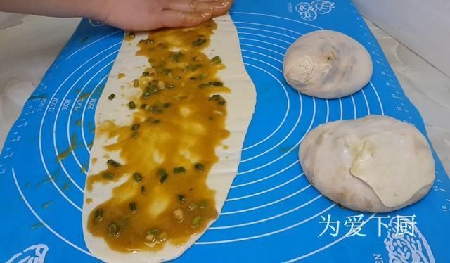 以后葱花饼别再买了,加2勺麻酱,不烫面不发面,比鸡蛋饼都好吃