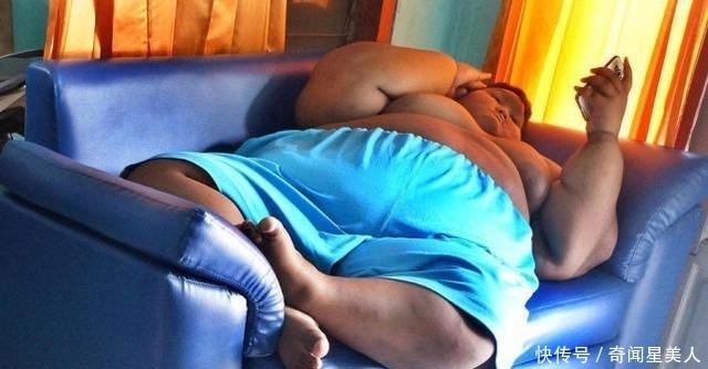 男孩|曾经那个世界最胖的男孩!体重384斤,减肥152斤后变帅小伙