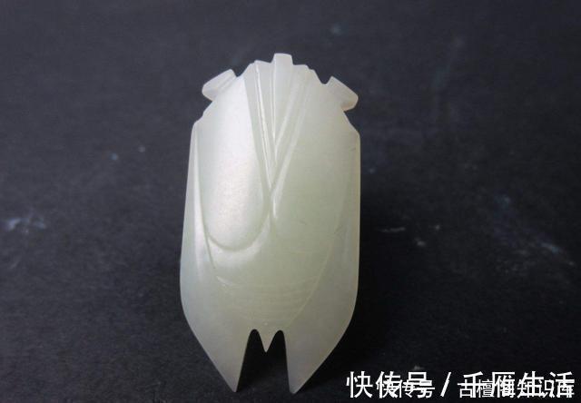 佩戴#玉雕不能随便佩戴,尤其是这4类玉雕,搞不明白尽量别佩戴!