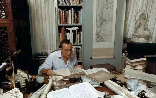 中国艺术品|他的藏品就卖出了8亿多天价死后只带走一枚翡翠戒指