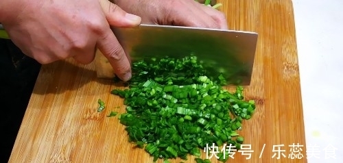 营养|萝卜做馅时,最忌焯水或油炒,教你一招,萝卜香甜营养还不流失