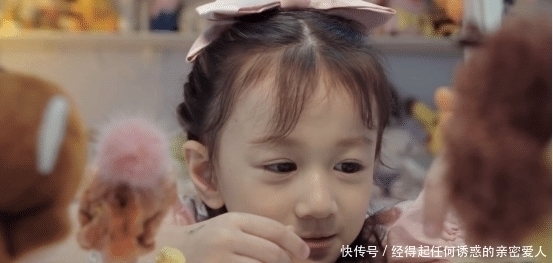 爸妈|“最讨厌的人是爸妈”6岁女孩一天十几个兴趣班,依旧输在起跑线