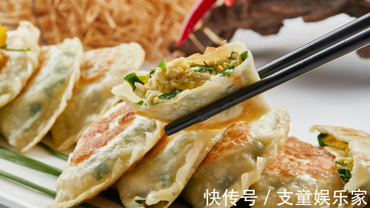 韭菜|韭菜盒子，使用什么样的面很重要，教你正确方法，凉了也不发硬