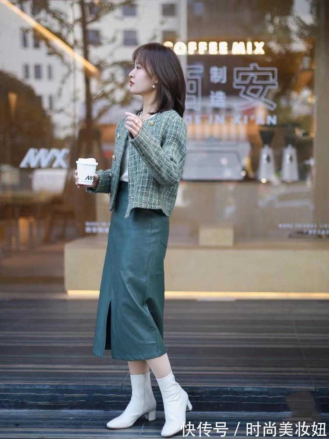 女生们|160的小个子,建议多穿“短外套+半身裙”,显高又提升气质