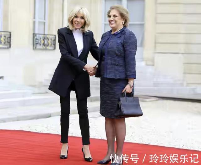 啾啾|法国夫人终于换发型,扎小啾啾配西装好年轻,被老公全程牵着真甜