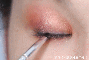 看完这篇保姆级眼线教程，不准再说你不会画眼线了