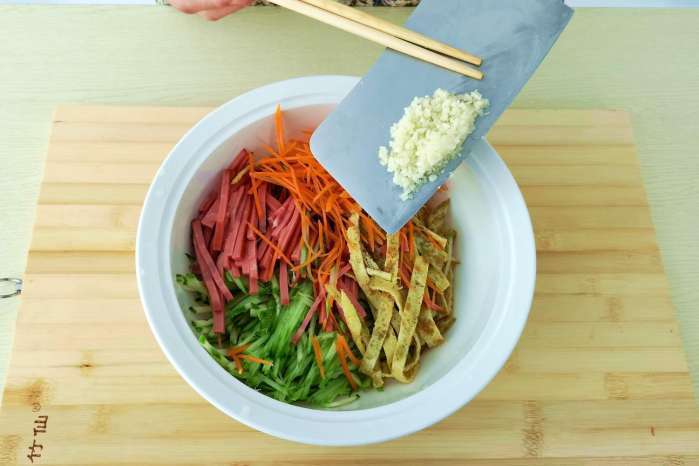 1个黄瓜,2个鸡蛋,不做黄瓜炒蛋,新做法,色香味俱全,超好吃