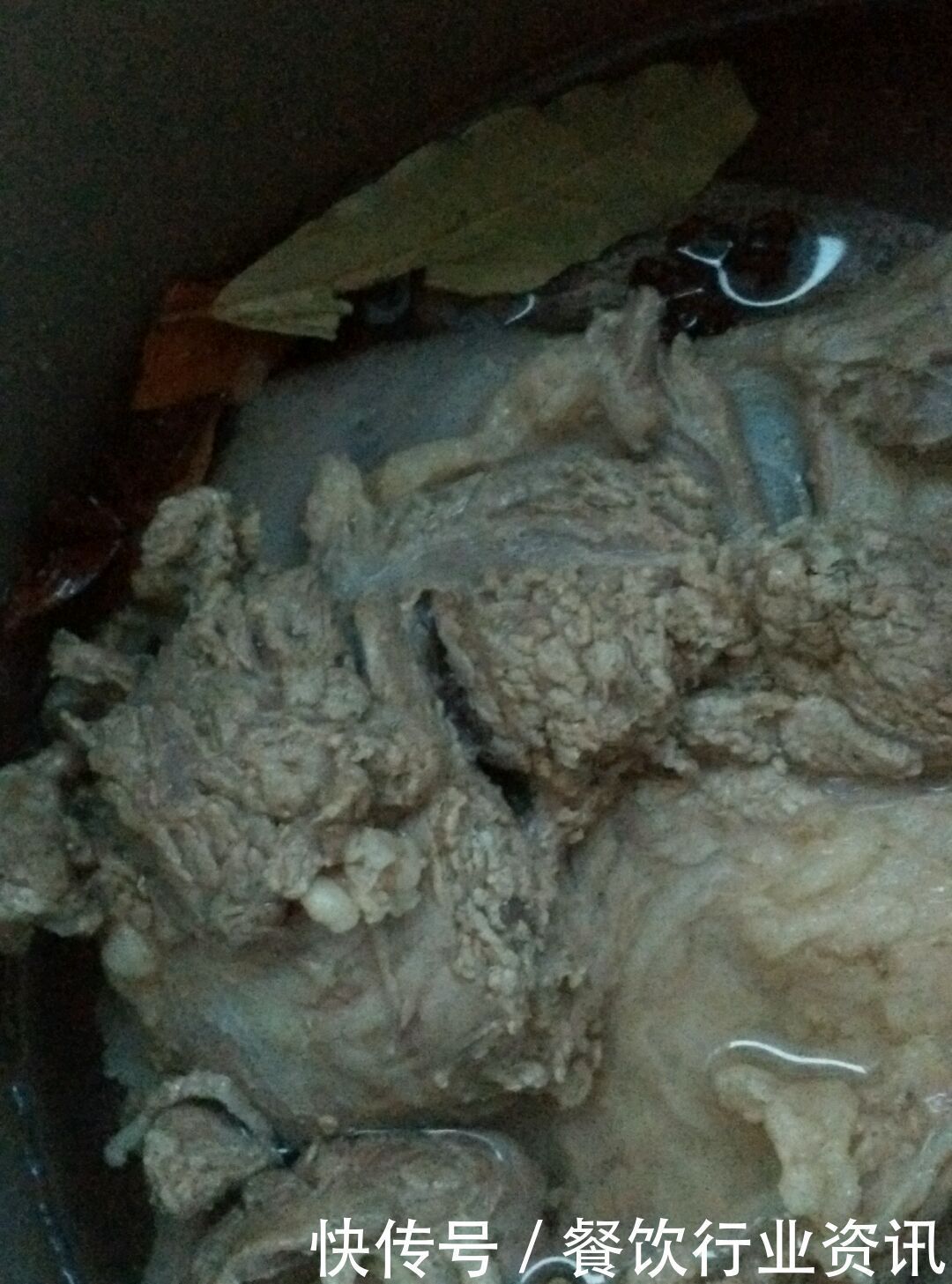 解馋|秒杀某师傅的红烧牛肉面,“他”来了,家里日常解馋必备!