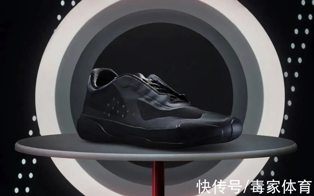 dior 21双LV x NIKE大曝光！超强联名锁定“年度鞋王”？