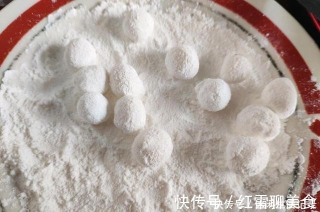 气色|姑姑气血不足,就经常吃这道菜,现在气色越来越好,更漂亮了