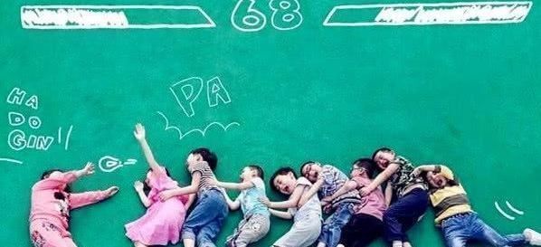 摄影|孩子生病错过毕业照,宝妈让老师集体重新照被拒,宝爸做法霸气了