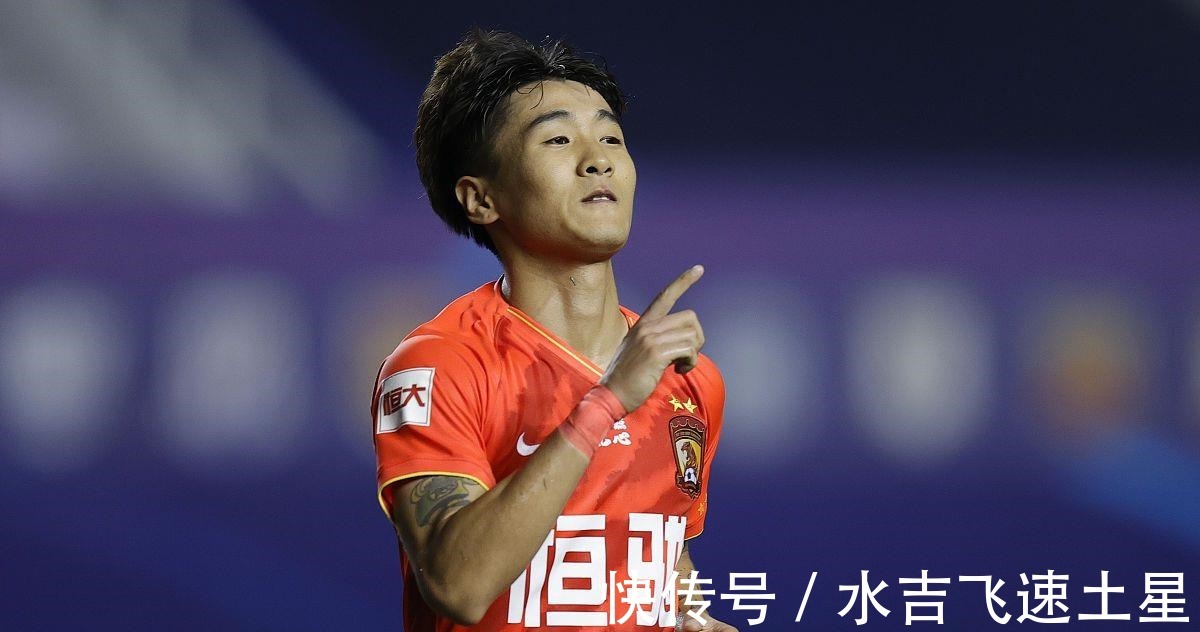 滕卡特|要不要球迷发帖签韦世豪引热议,7成球迷拒绝去哪也别回来